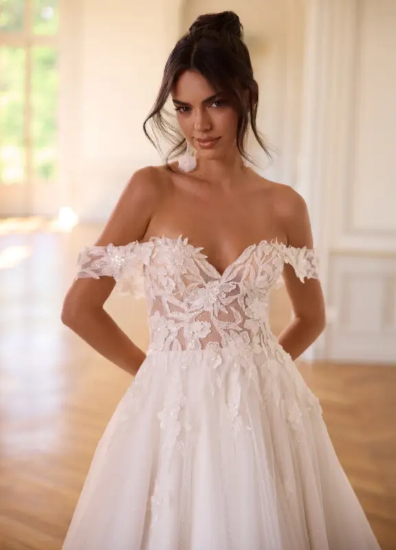 Boss Hochzeithaus Winsen Luhe Brautkleider Bremen Hamburg Lüneburg Hannover Stade Lübeck Buxtehude Bianco Evento Renata Brautkleider Niedersachsen (3)