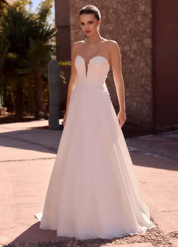 Boss Hochzeithaus Winsen Luhe Brautkleider Bremen Hamburg Lüneburg Hannover Stade Lübeck Buxtehude Bianco Evento Winnie Brautkleider Niedersachsen (1)