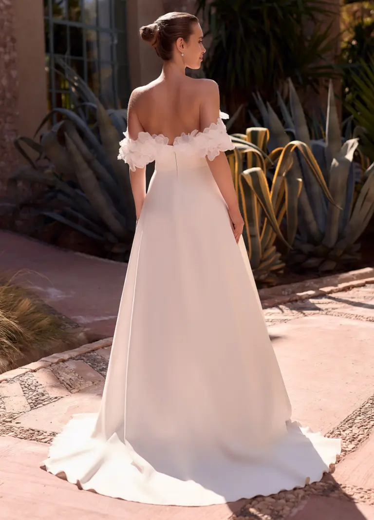 Boss Hochzeithaus Winsen Luhe Brautkleider Bremen Hamburg Lüneburg Hannover Stade Lübeck Buxtehude Boss Wedding Collection Betsi Brautkleider Niedersachsen (2)