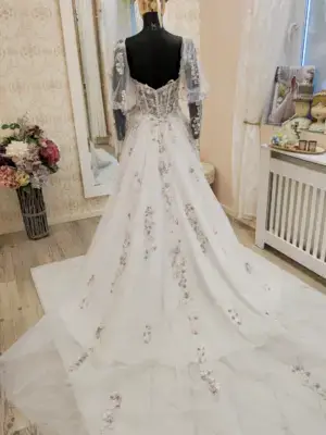 Boss Hochzeithaus Winsen Luhe Brautkleider Bremen Hamburg Lüneburg Hannover Stade Lübeck Buxtehude Boss Wedding Collection Bunte Brautkleider Niedersachsen (5)