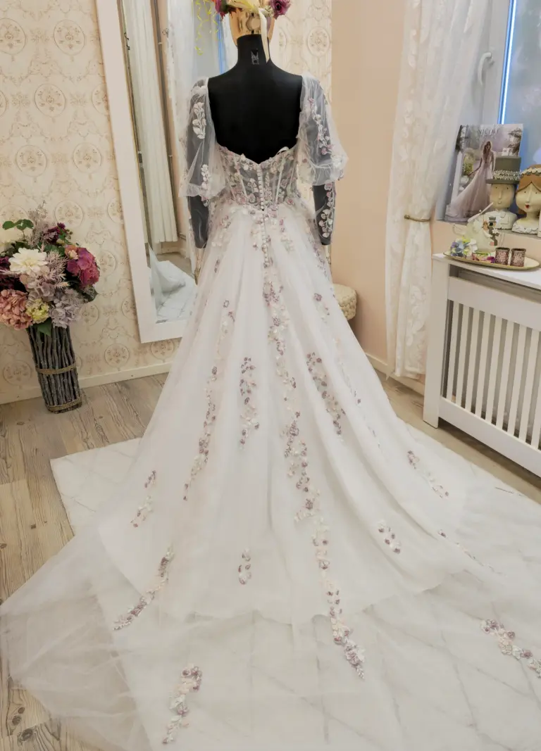 Boss Hochzeithaus Winsen Luhe Brautkleider Bremen Hamburg Lüneburg Hannover Stade Lübeck Buxtehude Boss Wedding Collection Bunte Brautkleider Niedersachsen (5)