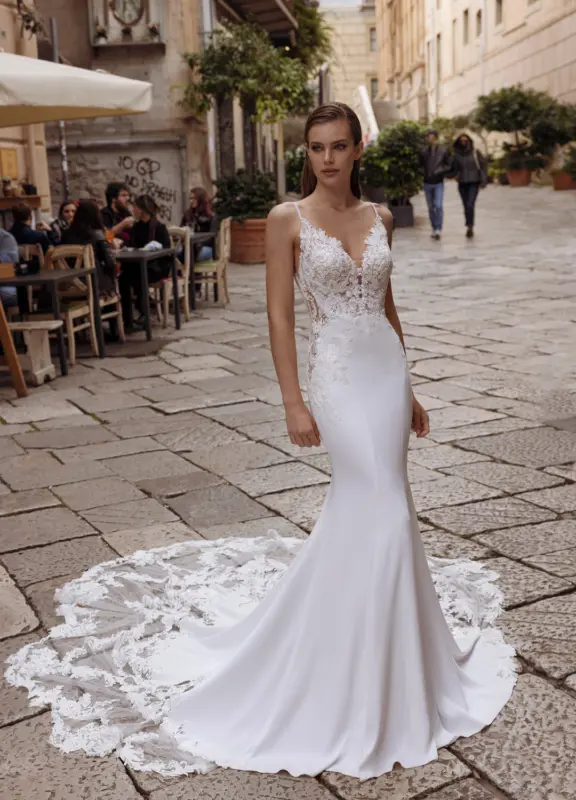 Boss Hochzeithaus Winsen Luhe Brautkleider Bremen Hamburg Lüneburg Hannover Stade Lübeck Buxtehude LePapillion moderne Brautkleider SapphireNiedersachsen (1)
