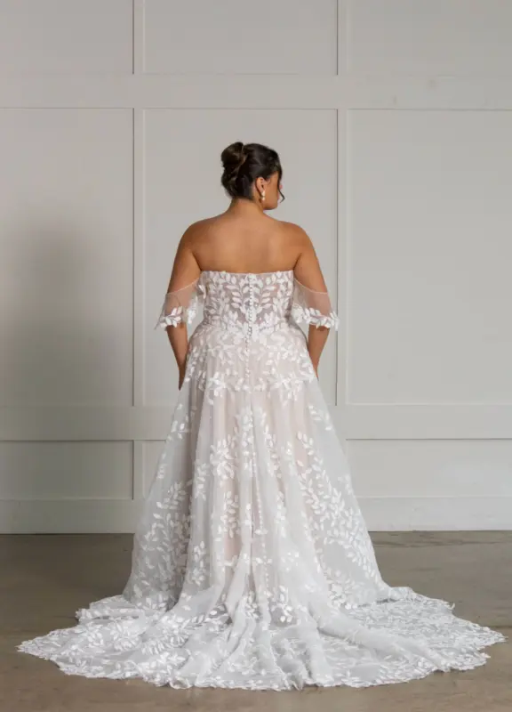 Boss Hochzeithaus Winsen Luhe Brautkleider Bremen Hamburg Lüneburg Hannover Stade Lübeck Buxtehude Madi Lane Laiya Brautkleider Niedersachsen (8)