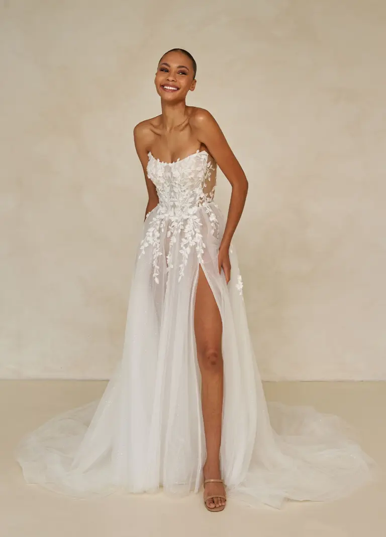 Boss Hochzeithaus Winsen Luhe Brautkleider Bremen Hamburg Lüneburg Hannover Stade Lübeck Buxtehude Madi Lane Waite Brautkleider Niedersachsen (7)