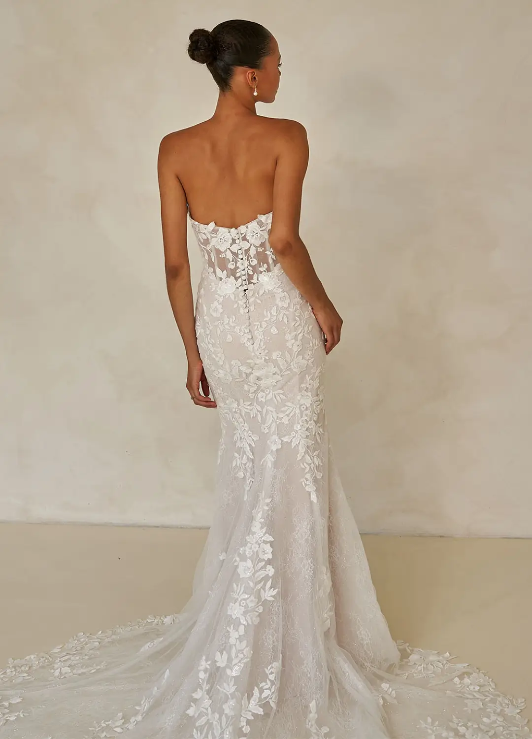 Boss Hochzeithaus Winsen Luhe Brautkleider Bremen Hamburg Lüneburg Hannover Stade Lübeck Buxtehude Madi Lane Winslow Brautkleider Niedersachsen (5)