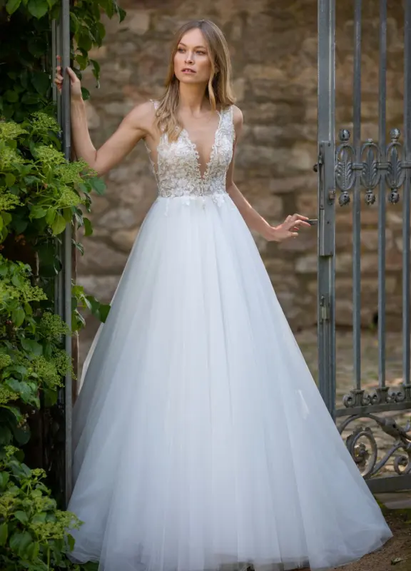 Boss Hochzeithaus Winsen Luhe Brautkleider Bremen Hamburg Lüneburg Hannover Stade Lübeck Buxtehude Miss Beautiful Bride Brautkleider MGB48 Nie (1)