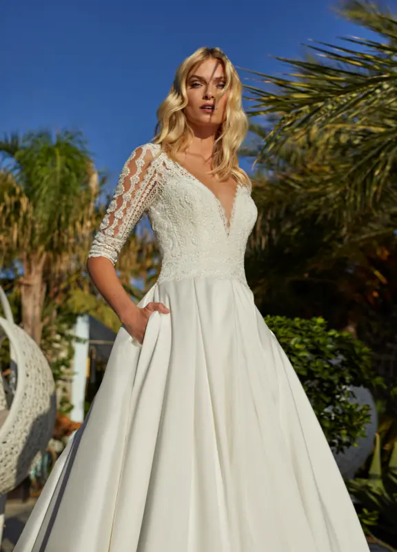 Boss Hochzeithaus Winsen Luhe Brautkleider Bremen Hamburg Lüneburg Hannover Stade Lübeck Buxtehude Modeca moderne Brautkleider Nancy Niedersachsen (4)