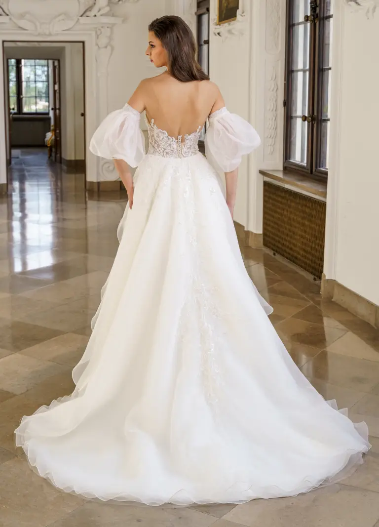 Boss Hochzeithaus Winsen Luhe Brautkleider Bremen Hamburg Lüneburg Hannover Stade Lübeck Buxtehude MsModa Brautkleider Iva Niedersachsen (3)