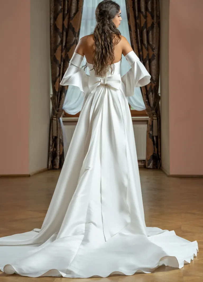 Boss Hochzeithaus Winsen Luhe Brautkleider Bremen Hamburg Lüneburg Hannover Stade Lübeck Buxtehude MsModa Vokuhila Brautkleider Avalon Niedersachsen (2)