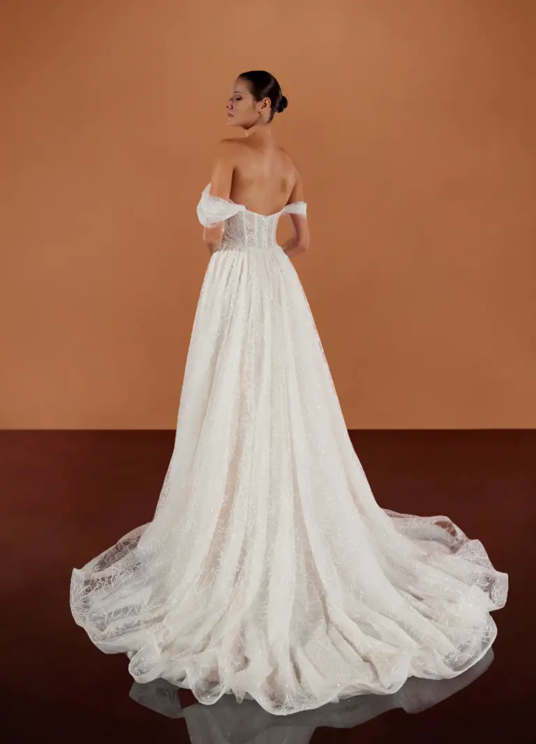 Boss Hochzeithaus Winsen Luhe Brautkleider Bremen Hamburg Lüneburg Hannover Stade Lübeck Buxtehude Pronovias Brautkleider Sunnya Niedersachsen (3)