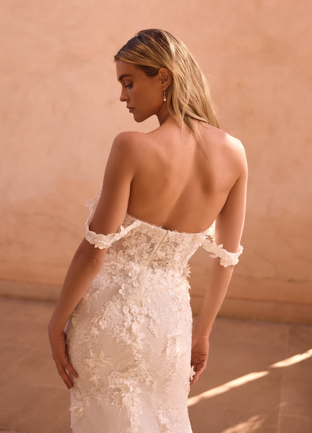 Boss Hochzeithaus Winsen Luhe Brautkleider Bremen Hamburg Lüneburg Hannover Stade Lübeck Buxtehude moderne Brautkleider Niedersachsen Bianco Evento Anthea (4)