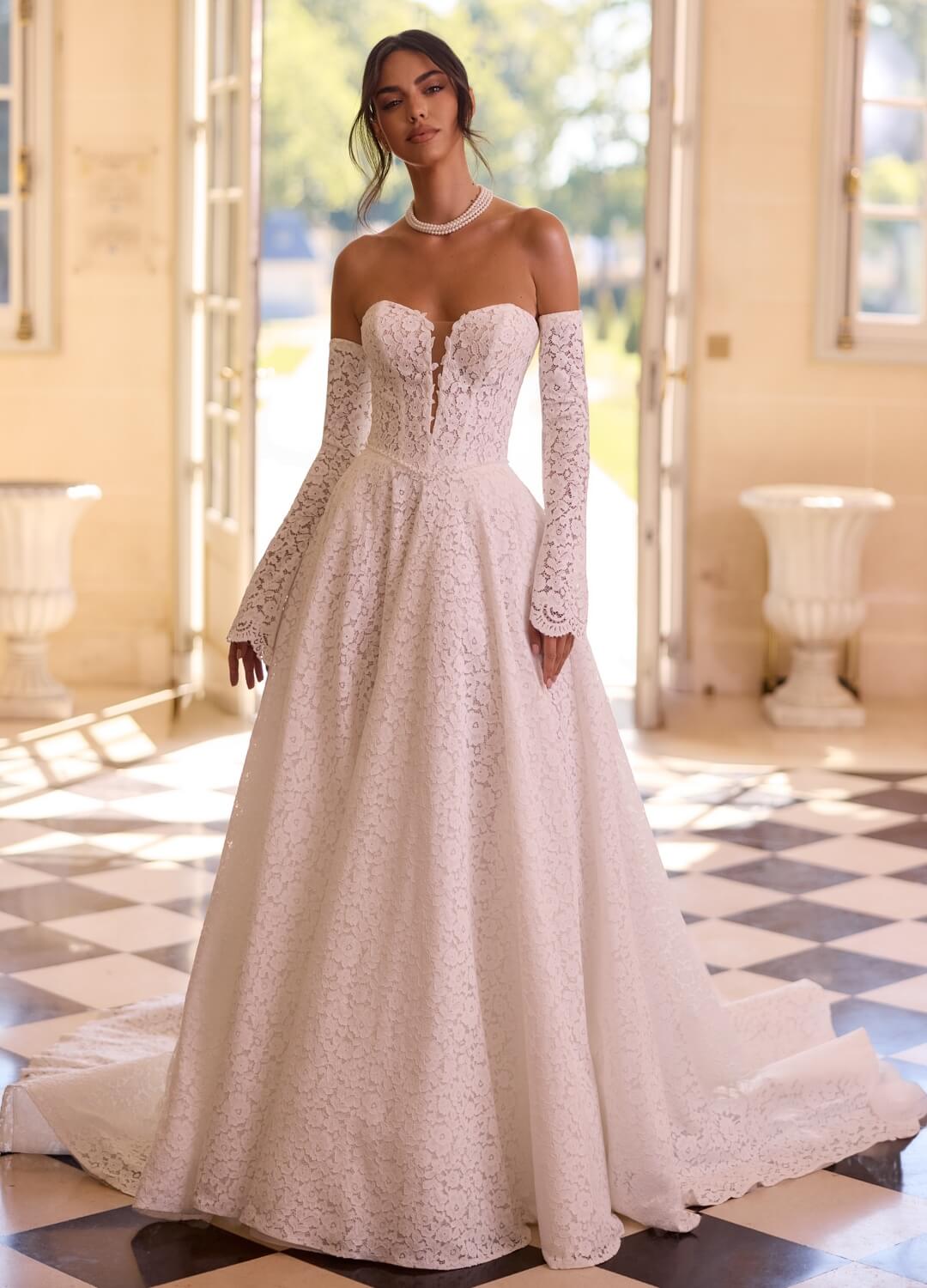 Boss Hochzeithaus Winsen Luhe Brautkleider Bremen Hamburg Lüneburg Hannover Stade Lübeck Buxtehude moderne Brautkleider Niedersachsen Bianco Evento Cossima (1)