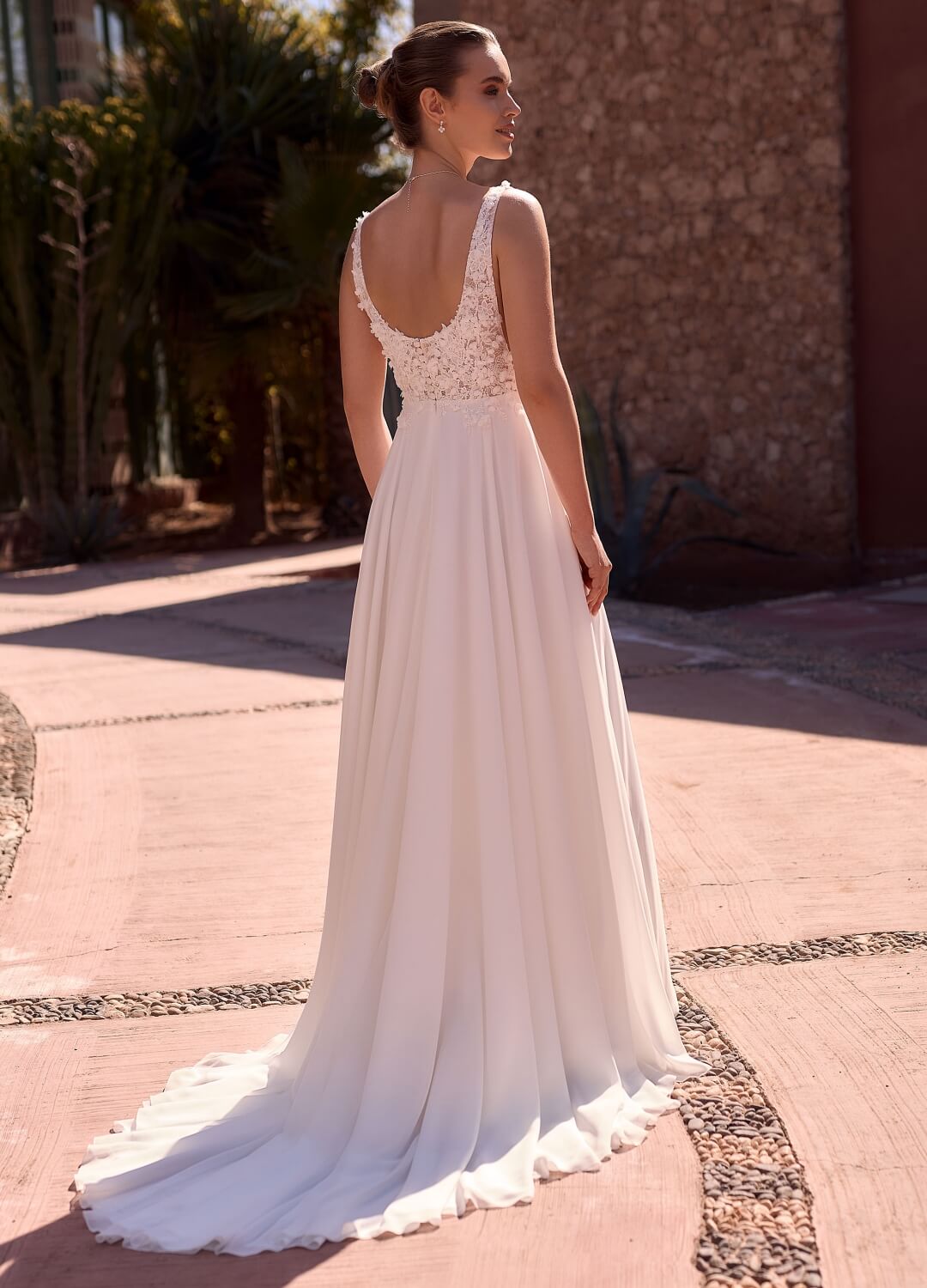 Boss Hochzeithaus Winsen Luhe Brautkleider Bremen Hamburg Lüneburg Hannover Stade Lübeck Buxtehude moderne Brautkleider Niedersachsen Bianco Evento Vermax (2)