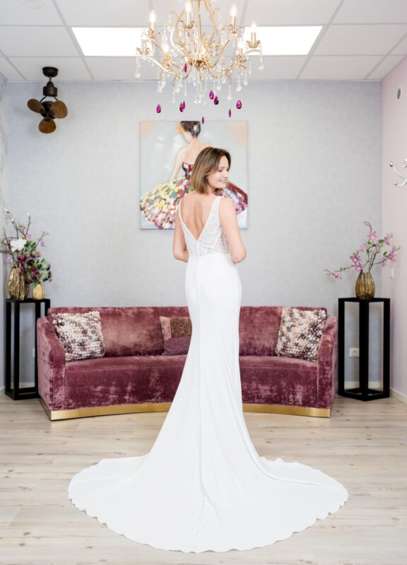 Boss Hochzeithaus Winsen Luhe Brautkleider Bremen Hamburg Lüneburg Hannover Stade Lübeck Buxtehude moderne Brautkleider Niedersachsen FinFlare Brautkleid (3)