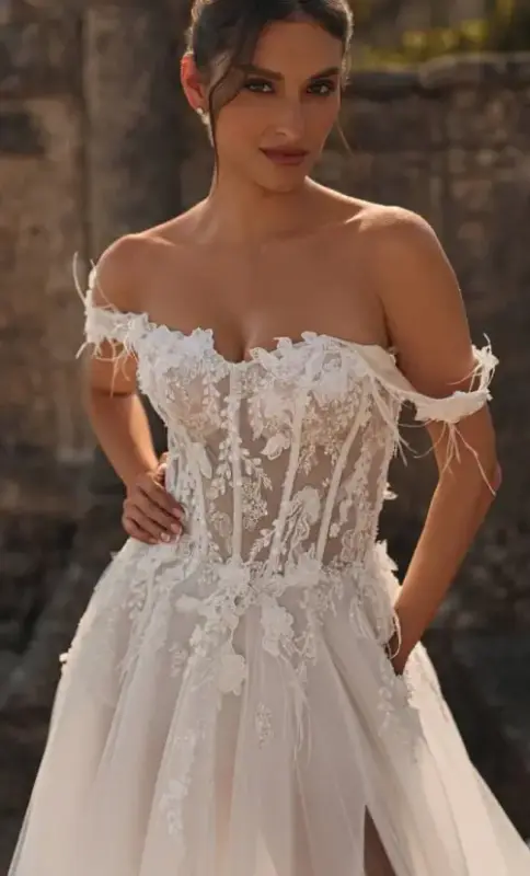 Boss Hochzeithaus Winsen Luhe Brautkleider Bremen Hamburg Lüneburg Hannover Stade Lübeck Buxtehude moderne Brautkleider Niedersachsen Iryna Kotapska F2631 (1) pr