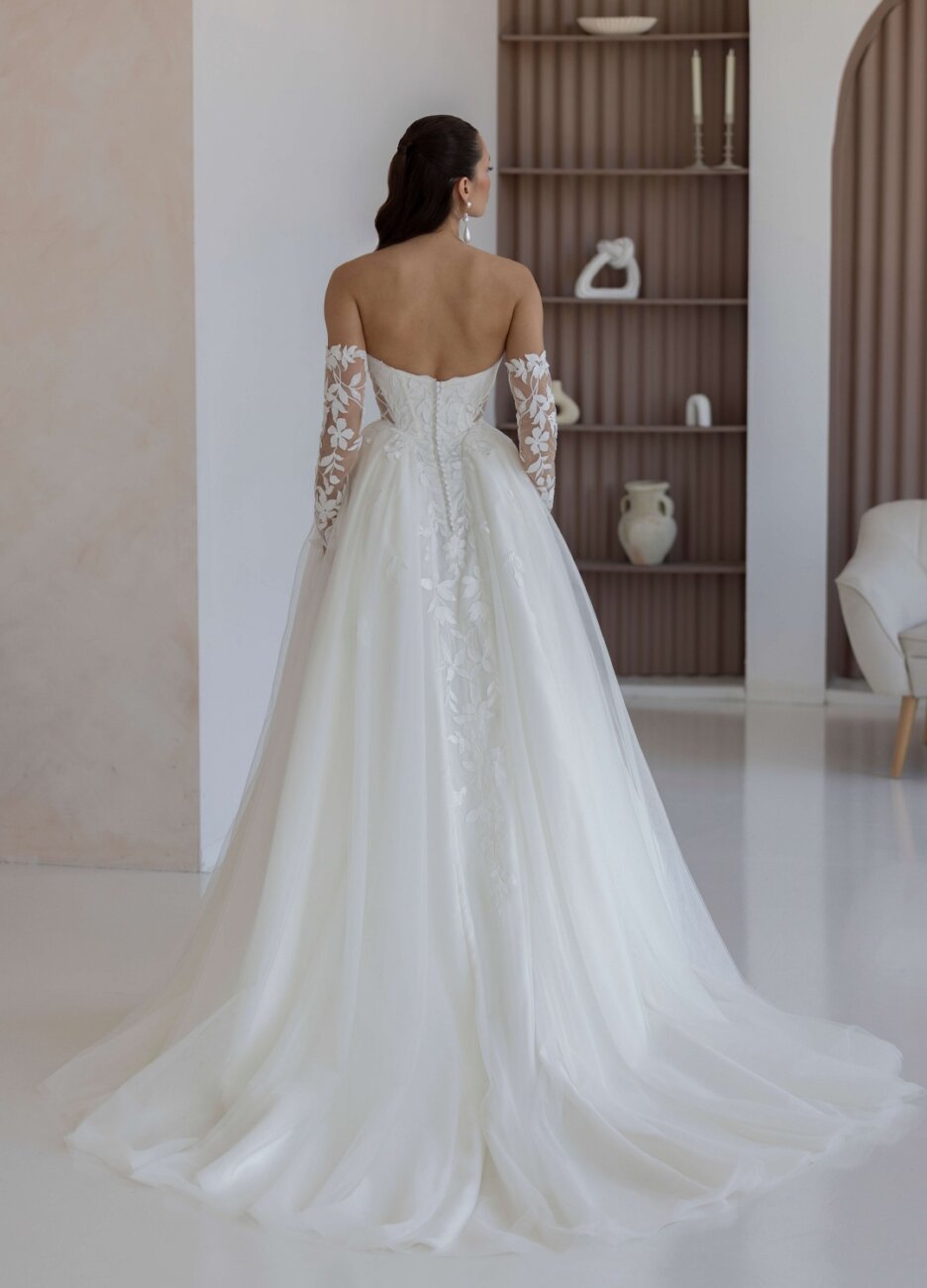 Boss Hochzeithaus Winsen Luhe Brautkleider Bremen Hamburg Lüneburg Hannover Stade Lübeck Buxtehude moderne Brautkleider Niedersachsen Jarice (2)