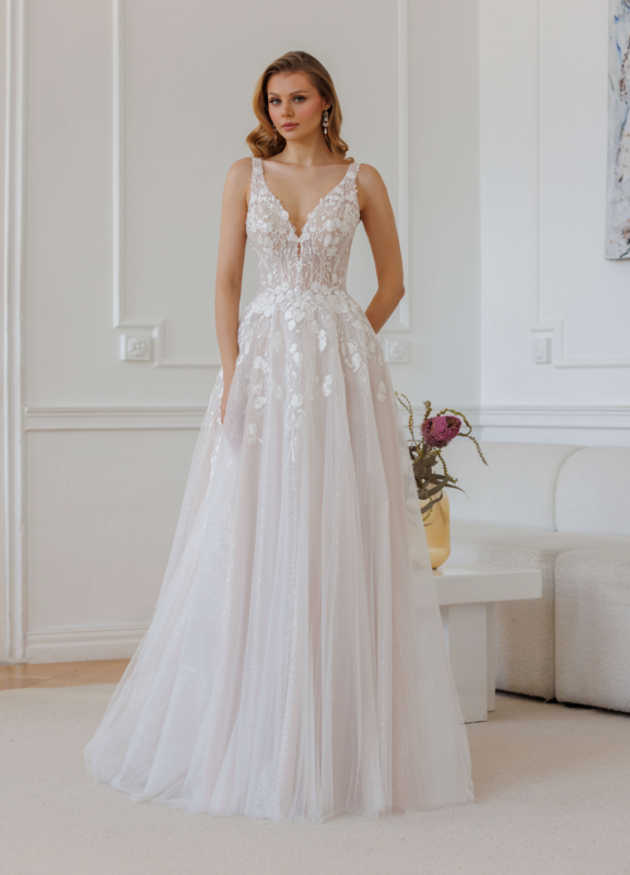 Boss Hochzeithaus Winsen Luhe Brautkleider Bremen Hamburg Lüneburg Hannover Stade Lübeck Buxtehude moderne Brautkleider Niedersachsen Jarice Adorable (1)