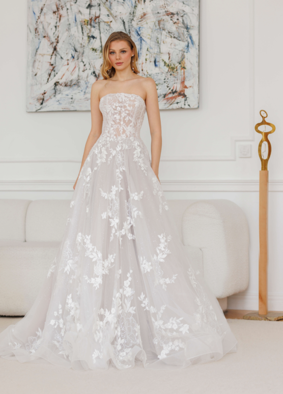 Boss Hochzeithaus Winsen Luhe Brautkleider Bremen Hamburg Lüneburg Hannover Stade Lübeck Buxtehude moderne Brautkleider Niedersachsen Jarice Alaska (1)