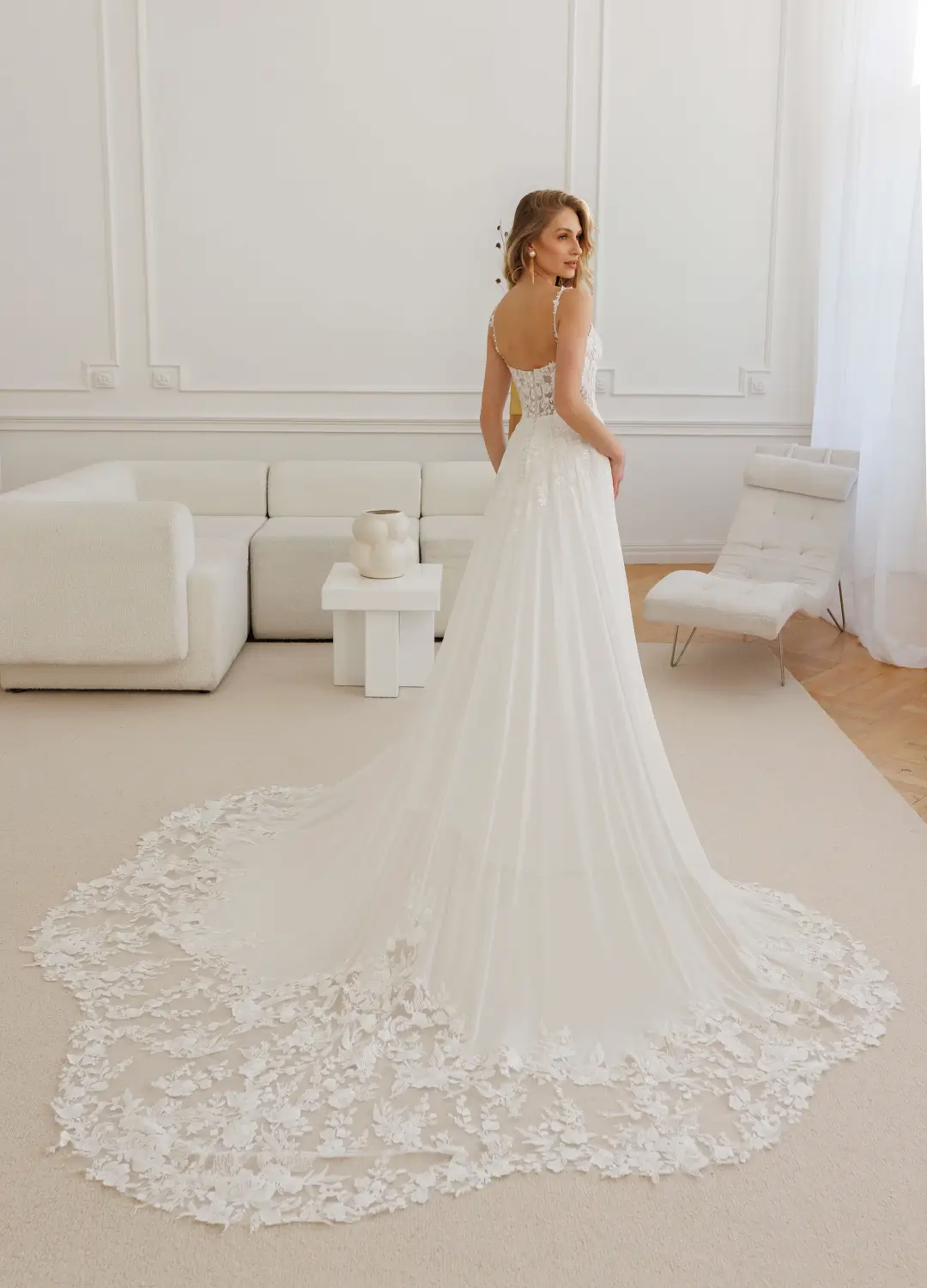 Boss Hochzeithaus Winsen Luhe Brautkleider Bremen Hamburg Lüneburg Hannover Stade Lübeck Buxtehude moderne Brautkleider Niedersachsen Jarice Amanti (3)