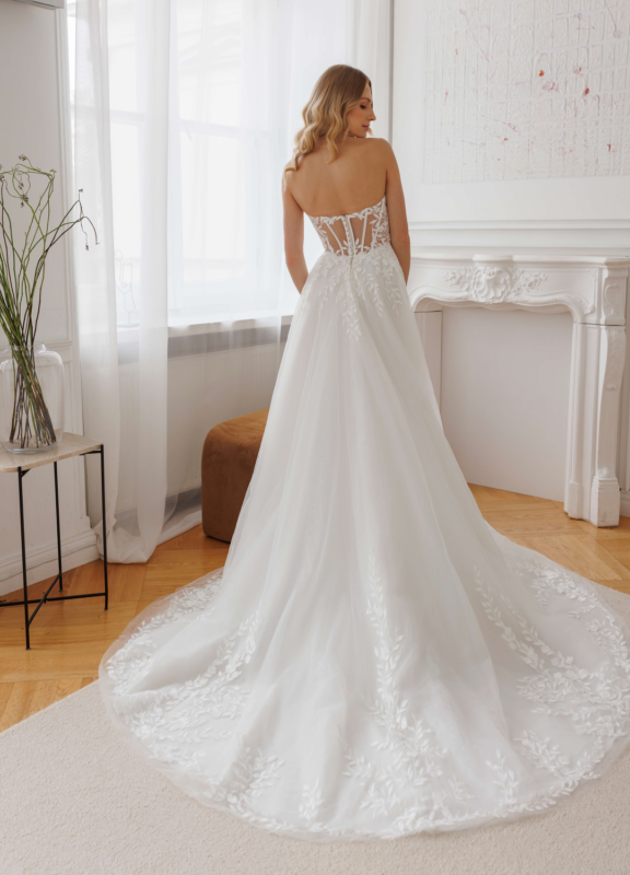 Boss Hochzeithaus Winsen Luhe Brautkleider Bremen Hamburg Lüneburg Hannover Stade Lübeck Buxtehude moderne Brautkleider Niedersachsen Jarice Azalea (5)