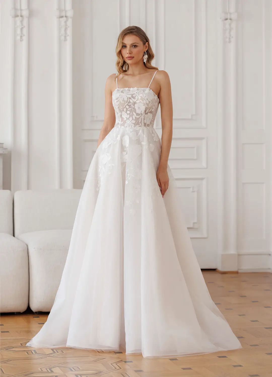 Boss Hochzeithaus Winsen Luhe Brautkleider Bremen Hamburg Lüneburg Hannover Stade Lübeck Buxtehude moderne Brautkleider Niedersachsen Jarice Divine (1)