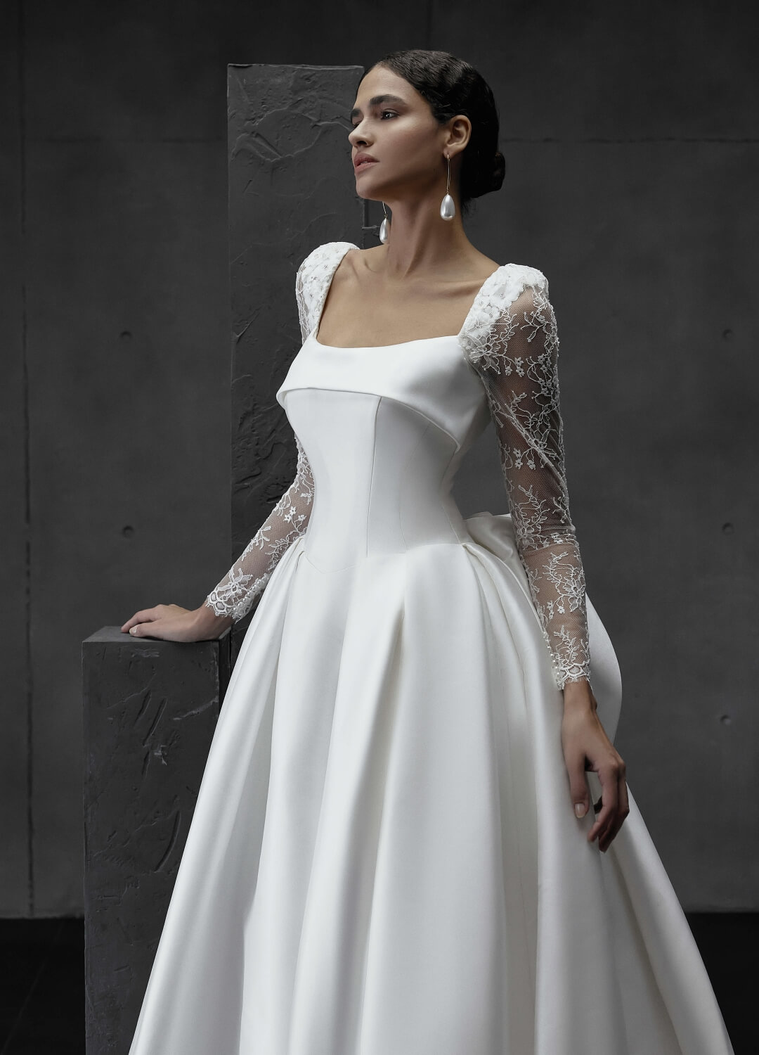 Boss Hochzeithaus Winsen Luhe Brautkleider Bremen Hamburg Lüneburg Hannover Stade Lübeck Buxtehude moderne Brautkleider Niedersachsen Jarice Ermina (2)