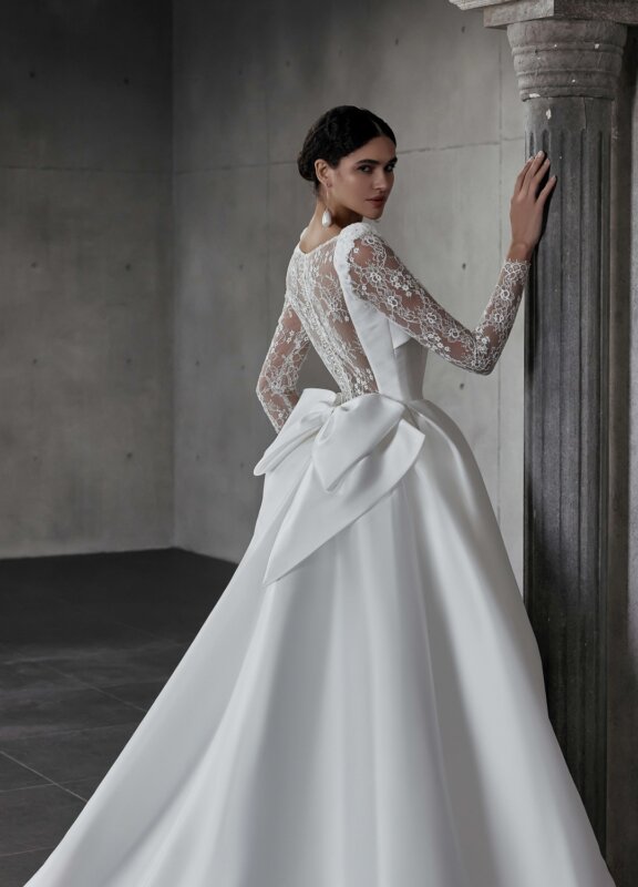 Boss Hochzeithaus Winsen Luhe Brautkleider Bremen Hamburg Lüneburg Hannover Stade Lübeck Buxtehude moderne Brautkleider Niedersachsen Jarice Ermina (4)