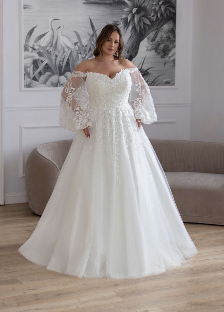 Boss Hochzeithaus Winsen Luhe Brautkleider Bremen Hamburg Lüneburg Hannover Stade Lübeck Buxtehude moderne Brautkleider Niedersachsen Jarice Giovana (1)