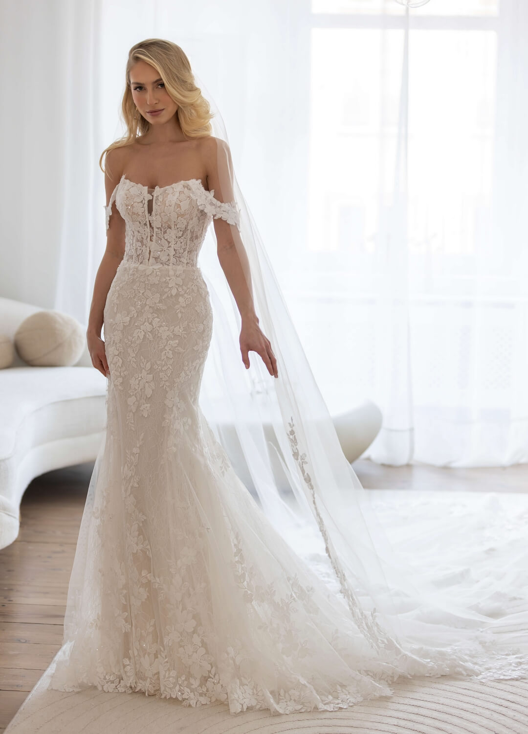 Boss Hochzeithaus Winsen Luhe Brautkleider Bremen Hamburg Lüneburg Hannover Stade Lübeck Buxtehude moderne Brautkleider Niedersachsen Jarice Kansas (4)