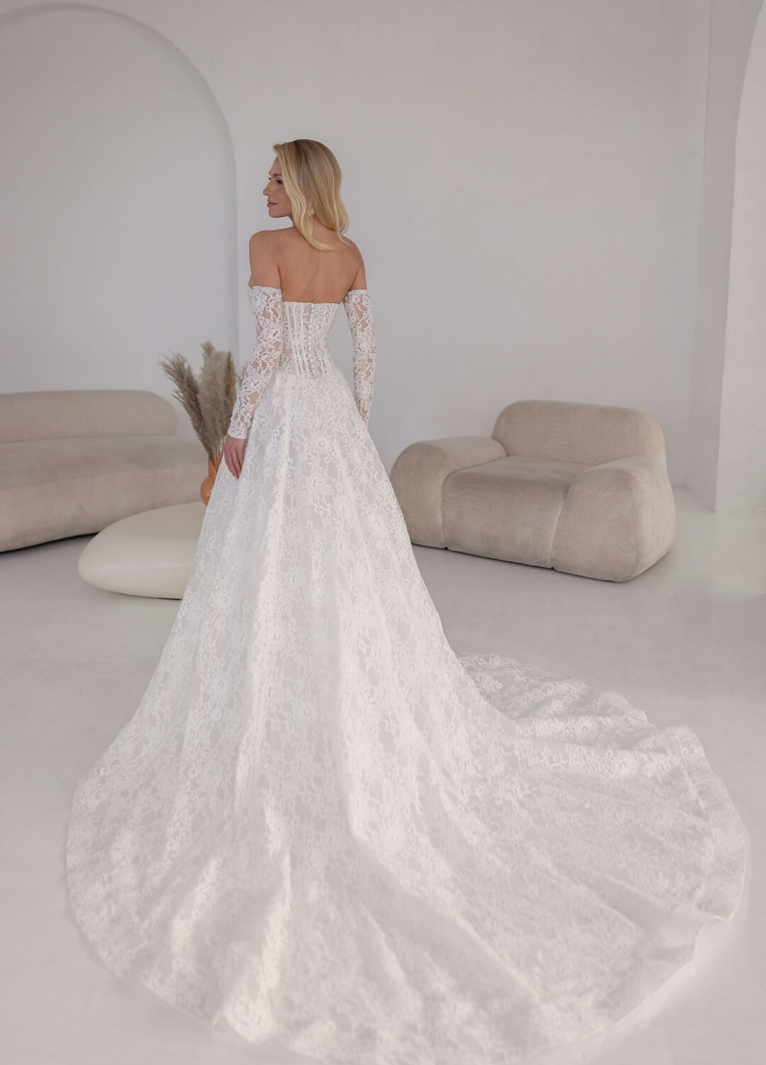 Boss Hochzeithaus Winsen Luhe Brautkleider Bremen Hamburg Lüneburg Hannover Stade Lübeck Buxtehude moderne Brautkleider Niedersachsen Jarice Kwin (2)