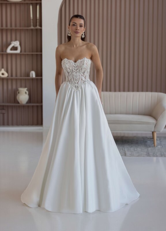 Boss Hochzeithaus Winsen Luhe Brautkleider Bremen Hamburg Lüneburg Hannover Stade Lübeck Buxtehude moderne Brautkleider Niedersachsen Jarice Lonika (1)