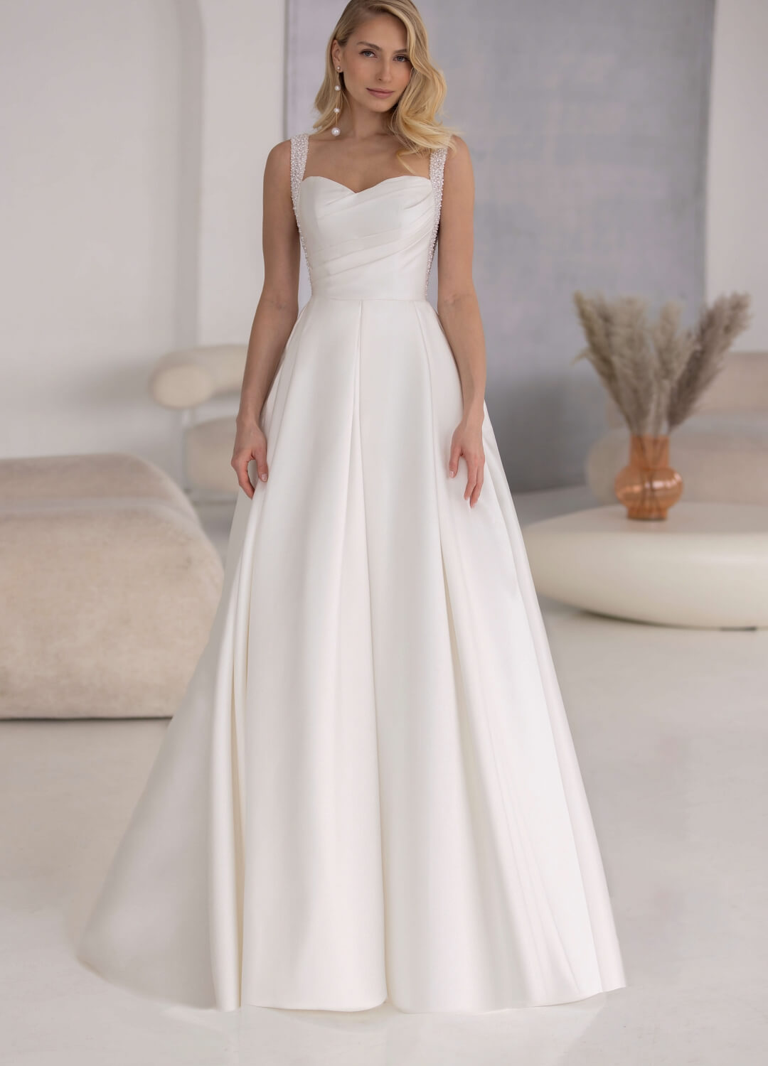 Boss Hochzeithaus Winsen Luhe Brautkleider Bremen Hamburg Lüneburg Hannover Stade Lübeck Buxtehude moderne Brautkleider Niedersachsen Jarice Lussam (1)
