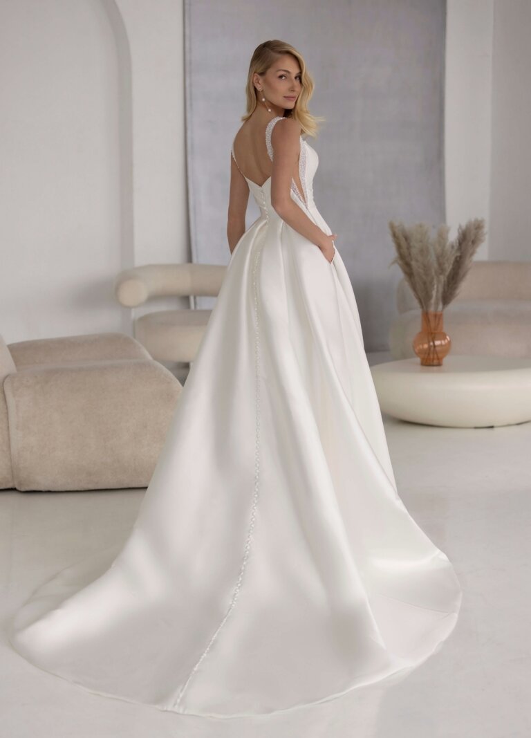 Boss Hochzeithaus Winsen Luhe Brautkleider Bremen Hamburg Lüneburg Hannover Stade Lübeck Buxtehude moderne Brautkleider Niedersachsen Jarice Lussam (2)