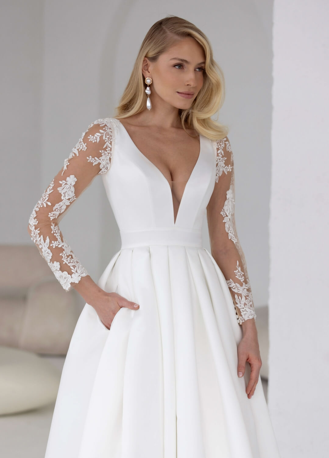 Boss Hochzeithaus Winsen Luhe Brautkleider Bremen Hamburg Lüneburg Hannover Stade Lübeck Buxtehude moderne Brautkleider Niedersachsen Jarice Lyss (3)