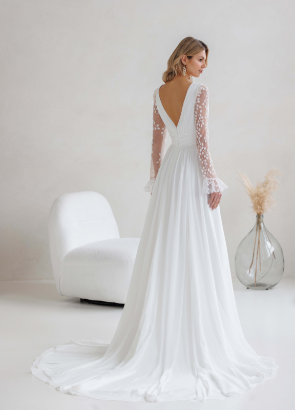 Boss Hochzeithaus Winsen Luhe Brautkleider Bremen Hamburg Lüneburg Hannover Stade Lübeck Buxtehude moderne Brautkleider Niedersachsen Jarice TDevotion (2)