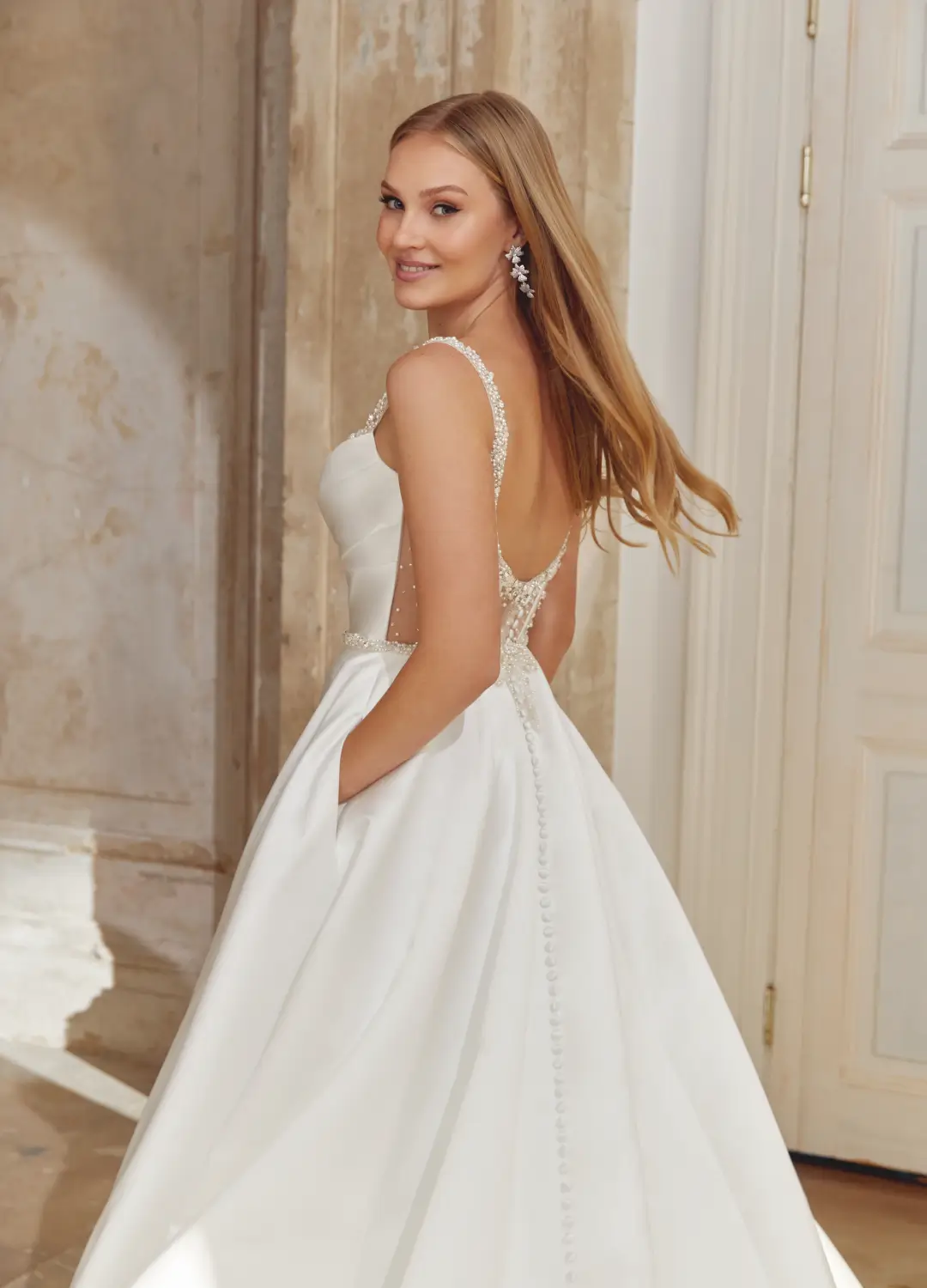 Boss Hochzeithaus Winsen Luhe Brautkleider Bremen Hamburg Lüneburg Hannover Stade Lübeck Buxtehude moderne Brautkleider Niedersachsen Justin Alexander Sincerity 44549 (1)
