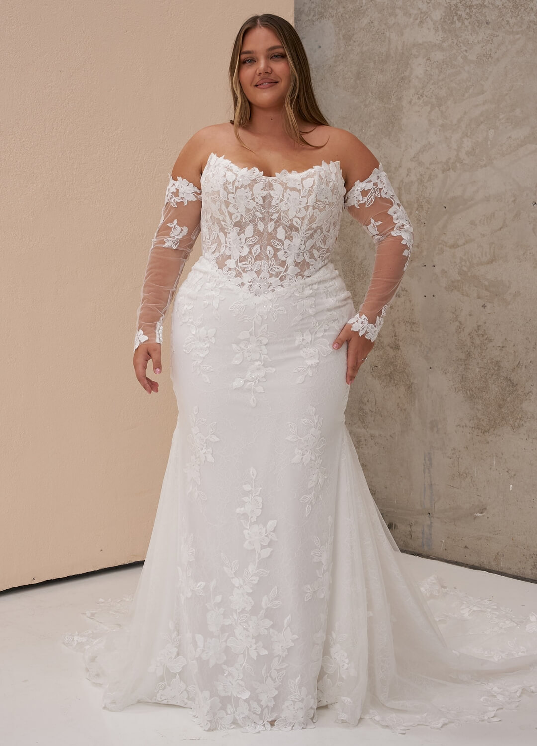 Boss Hochzeithaus Winsen Luhe Brautkleider Bremen Hamburg Lüneburg Hannover Stade Lübeck Buxtehude moderne Brautkleider Niedersachsen Madi Lane Ohana (2)