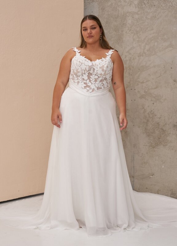 Boss Hochzeithaus Winsen Luhe Brautkleider Bremen Hamburg Lüneburg Hannover Stade Lübeck Buxtehude moderne Brautkleider Niedersachsen Madi Lane Omri (6)
