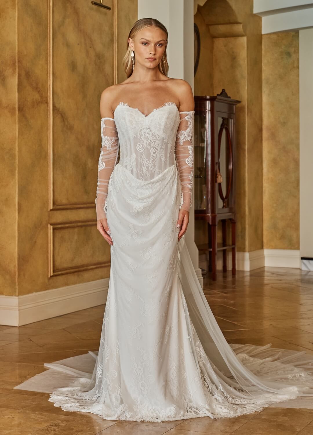 Boss Hochzeithaus Winsen Luhe Brautkleider Bremen Hamburg Lüneburg Hannover Stade Lübeck Buxtehude moderne Brautkleider Niedersachsen Madi Lane Orion (2)