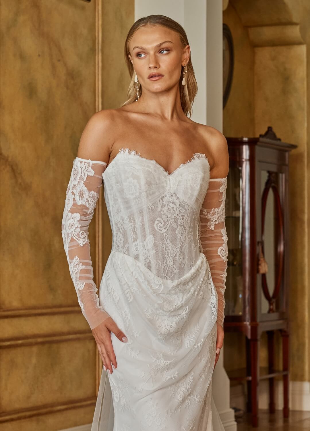 Boss Hochzeithaus Winsen Luhe Brautkleider Bremen Hamburg Lüneburg Hannover Stade Lübeck Buxtehude moderne Brautkleider Niedersachsen Madi Lane Orion (4)