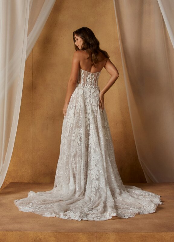 Boss Hochzeithaus Winsen Luhe Brautkleider Bremen Hamburg Lüneburg Hannover Stade Lübeck Buxtehude moderne Brautkleider Niedersachsen MadiLane Nali (8)