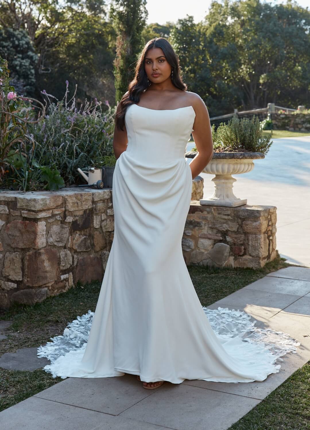 Boss Hochzeithaus Winsen Luhe Brautkleider Bremen Hamburg Lüneburg Hannover Stade Lübeck Buxtehude moderne Brautkleider Niedersachsen MadiLane Nash (11)
