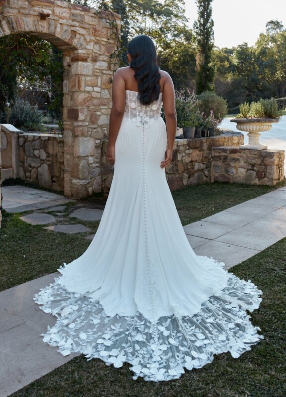 Boss Hochzeithaus Winsen Luhe Brautkleider Bremen Hamburg Lüneburg Hannover Stade Lübeck Buxtehude moderne Brautkleider Niedersachsen MadiLane Nash (12)