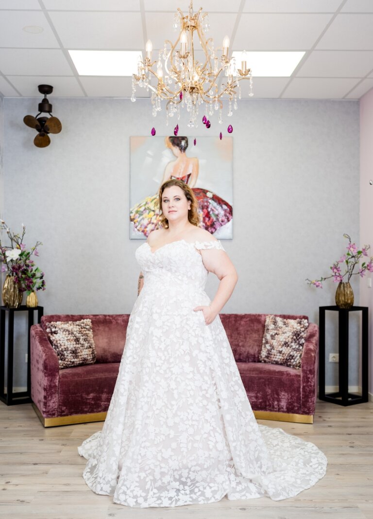 Boss Hochzeithaus Winsen Luhe Brautkleider Bremen Hamburg Lüneburg Hannover Stade Lübeck Buxtehude moderne Brautkleider Niedersachsen Vintage BRautkleid (2)