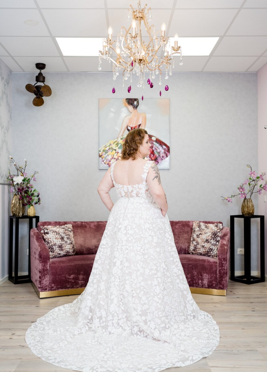 Boss Hochzeithaus Winsen Luhe Brautkleider Bremen Hamburg Lüneburg Hannover Stade Lübeck Buxtehude moderne Brautkleider Niedersachsen Vintage BRautkleid (4)