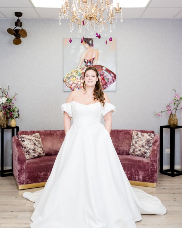 Boss Hochzeithaus Winsen Luhe Brautkleider Bremen Hamburg Lüneburg Hannover Stade Lübeck Buxtehude moderne Brautkleider Niedersachsen cleane Brautkleider (2)