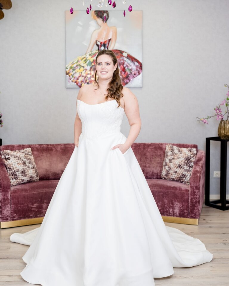 Boss Hochzeithaus Winsen Luhe Brautkleider Bremen Hamburg Lüneburg Hannover Stade Lübeck Buxtehude moderne Brautkleider Niedersachsen cleane Brautkleider (4)