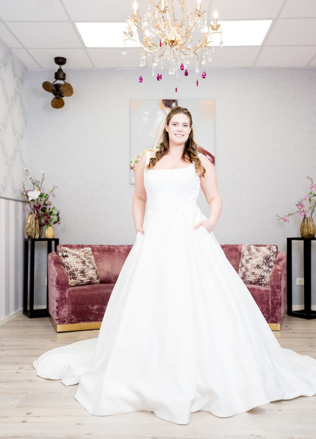 Boss Hochzeithaus Winsen Luhe Brautkleider Bremen Hamburg Lüneburg Hannover Stade Lübeck Buxtehude moderne Brautkleider Niedersachsen cleanes Brautkleid (1)