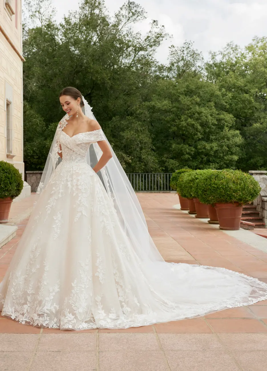 Boss Hochzeithaus Winsen Luhe Brautkleider Bremen Hamburg Lüneburg Luna Novias Studio Polonia (2)