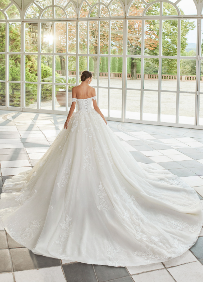 Boss Hochzeithaus Winsen Luhe Brautkleider Bremen Hamburg Lüneburg Luna Novias Studio Zamorra Niedersachsen (3)